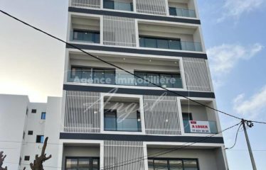 DAKAR MERMOZ : Appartement meublé neuf à louer
