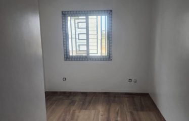 DAKAR MAMELLES : Appartement de 2 chambres salon à louer Cité Mbackiyou Faye